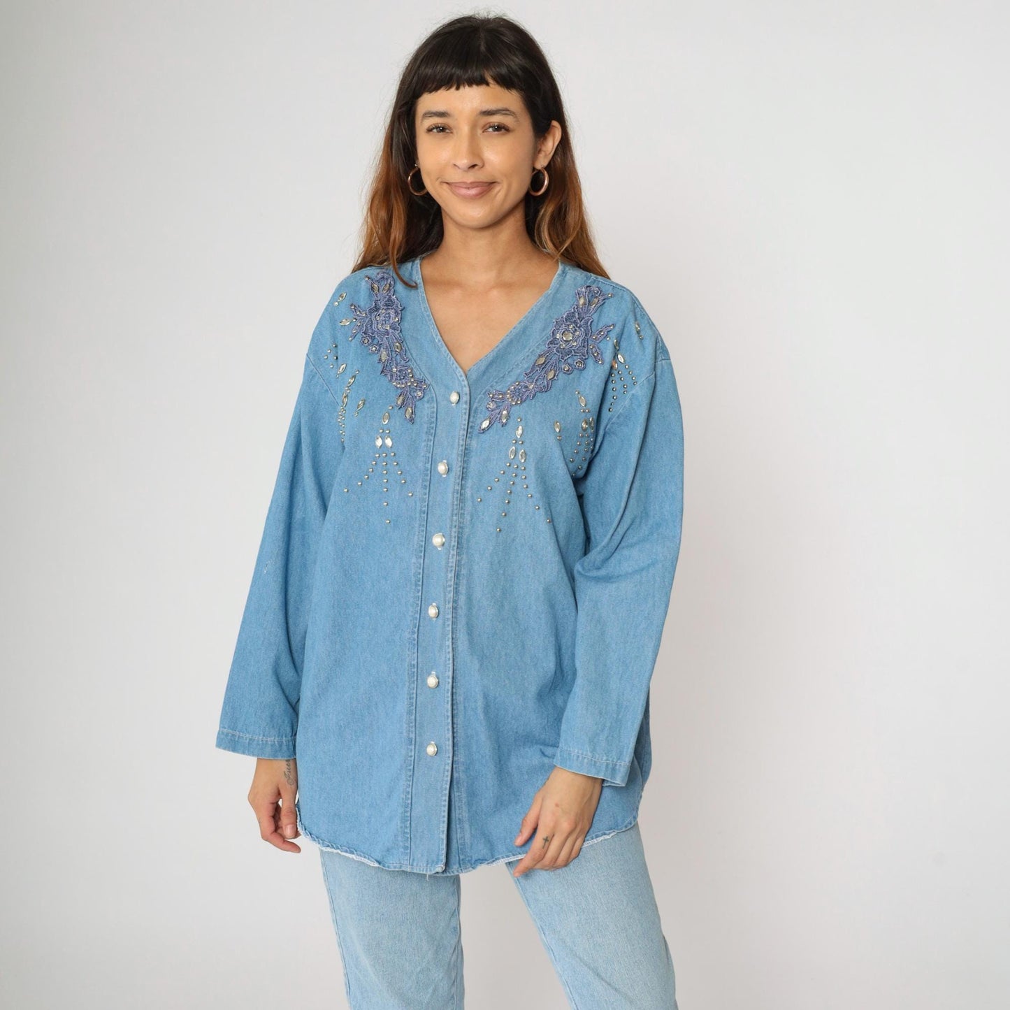 90s Blue Denim Beaded Button-Up Shirt Lace Applique Western V-Neck Extra Large