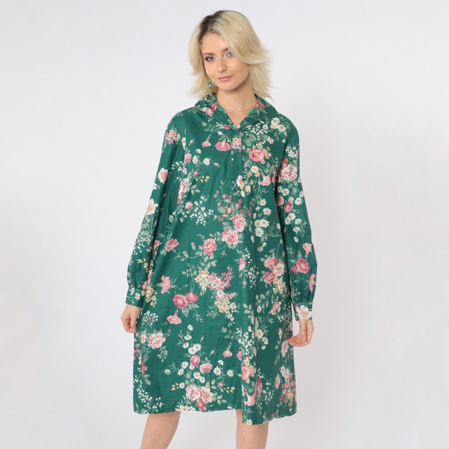 1970s Green Floral Shirt Dress Knee-Length Button-Up Collar Long Sleeve Medium Large