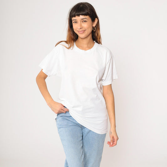 90s Fruit of the Loom Plain White Crewneck T-Shirt Cotton Medium