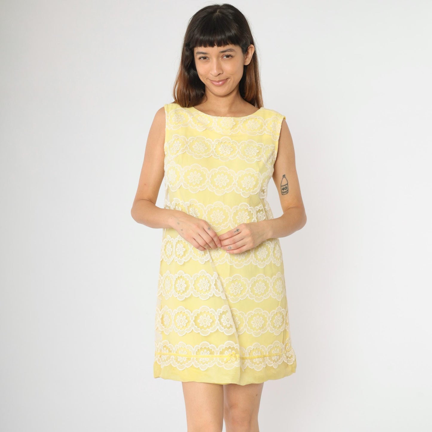 60s Yellow Lace Shift Mini Dress White Floral Overlay Sleeveless Small