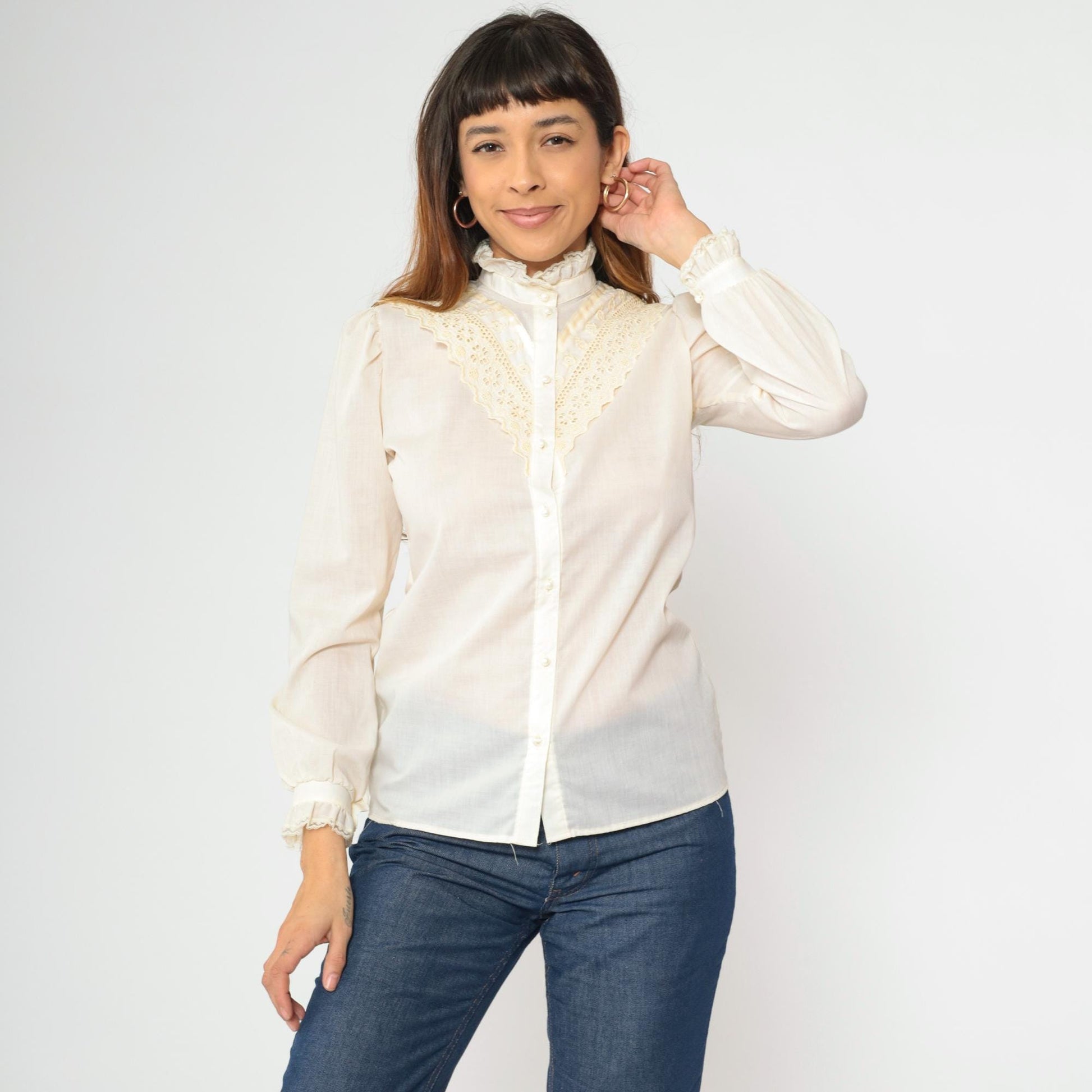 80s Cream Eyelet Lace Blouse Pearl Buttons Puff Sleeves Small