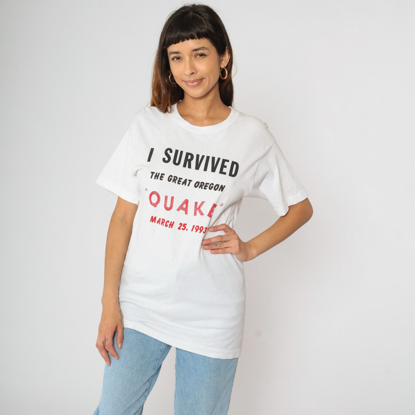 1993 Oregon Earthquake Survivor Graphic T-Shirt White Cotton Crewneck Medium