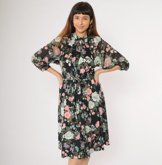 70s Black Floral Midi Dress 3/4 Sleeve Drawstring Waist Button Up Medium