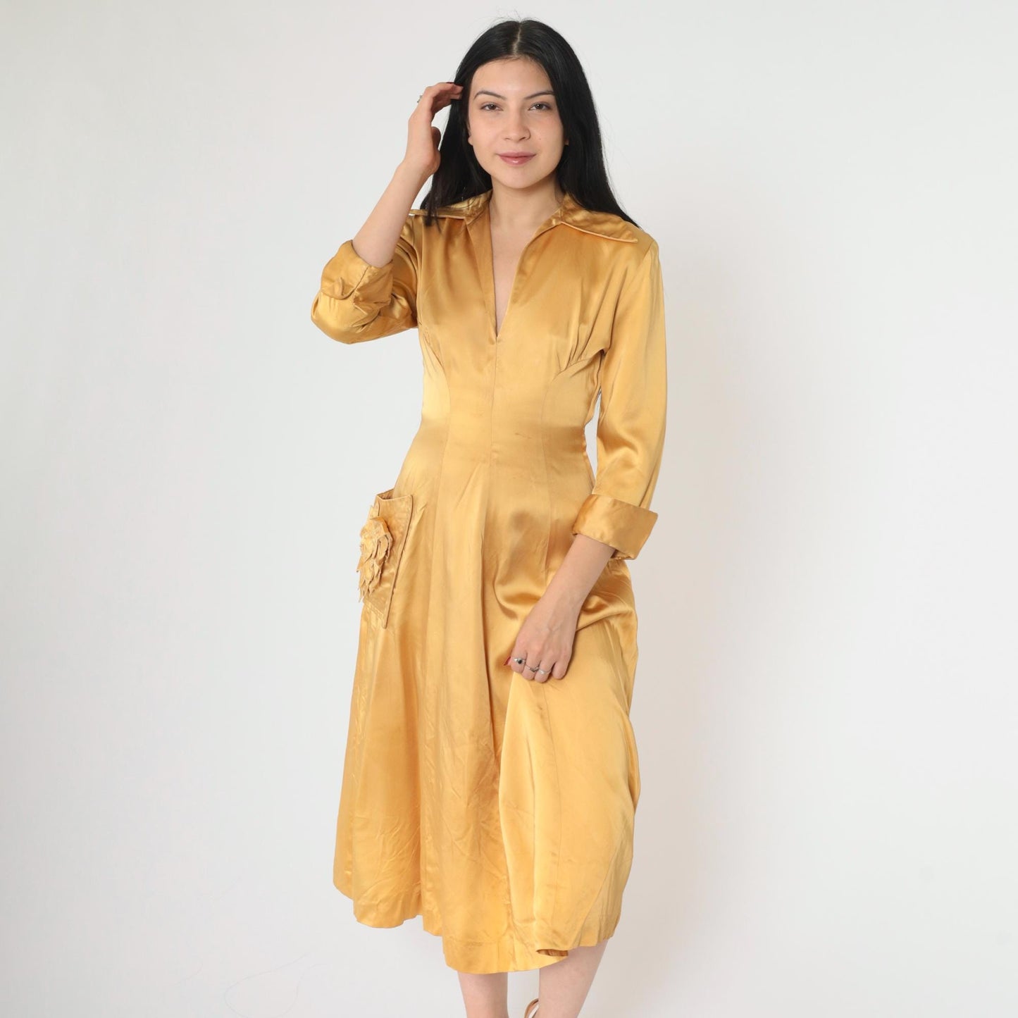 1940s Gold Satin Dress Floral Appliqué Pointed Collar Midi Extra Small