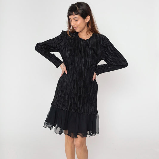 80s Black Crinkle Pleat Dress Sequin Trim Long Sleeve Chiffon Ruffle Cocktail Medium