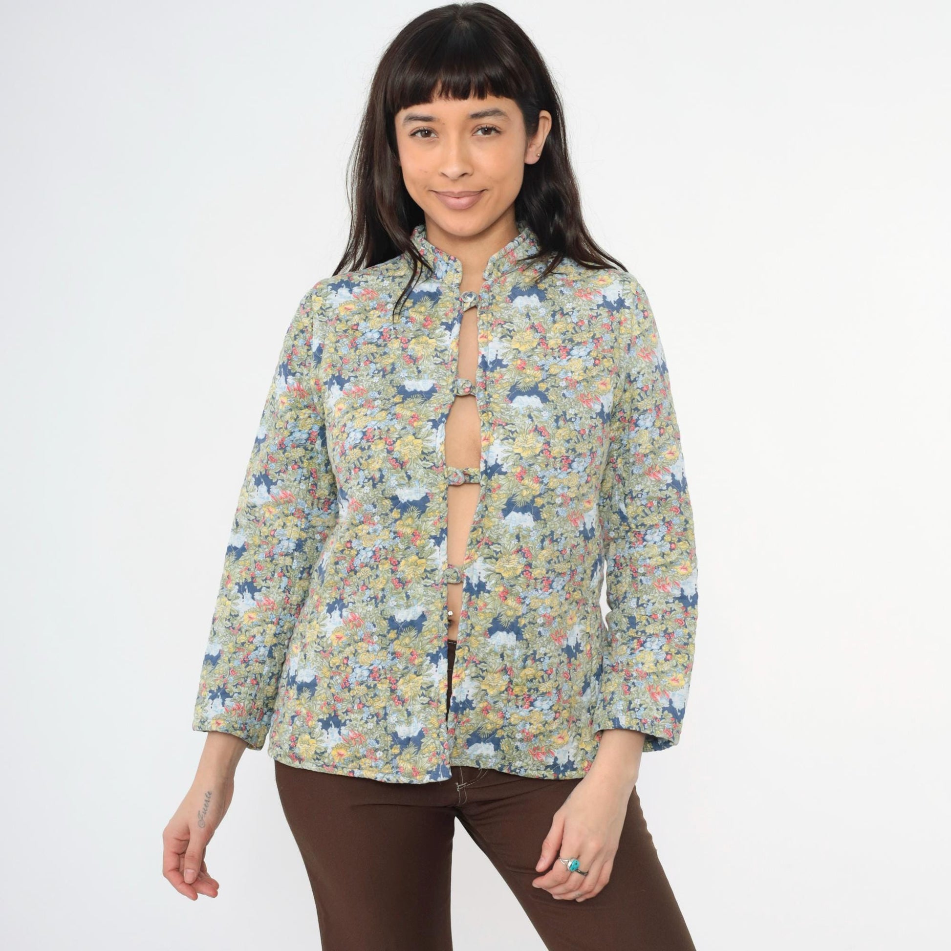 80s Quilted Floral Jacket Mandarin Collar Chinese Knot Buttons Small