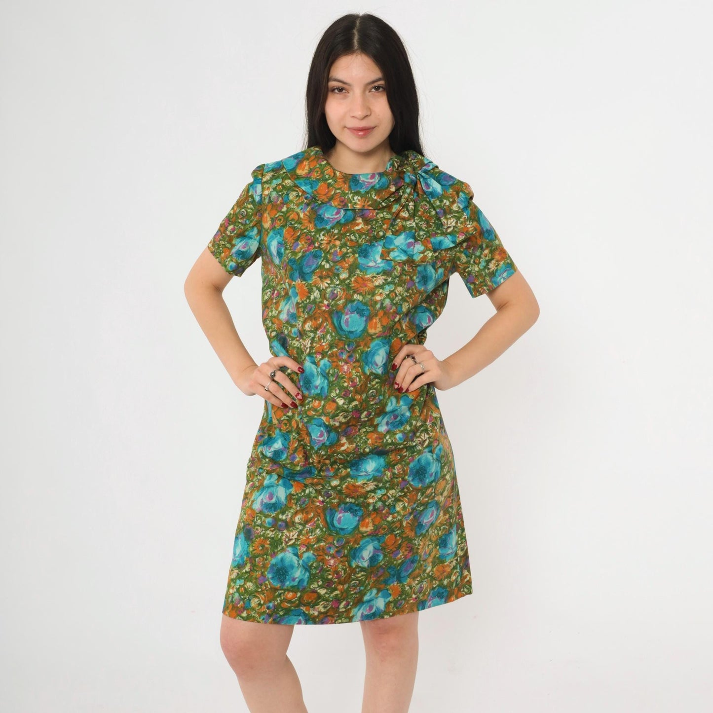 1960s Green Floral Shift Dress Bow Collar Knee-Length Medium M