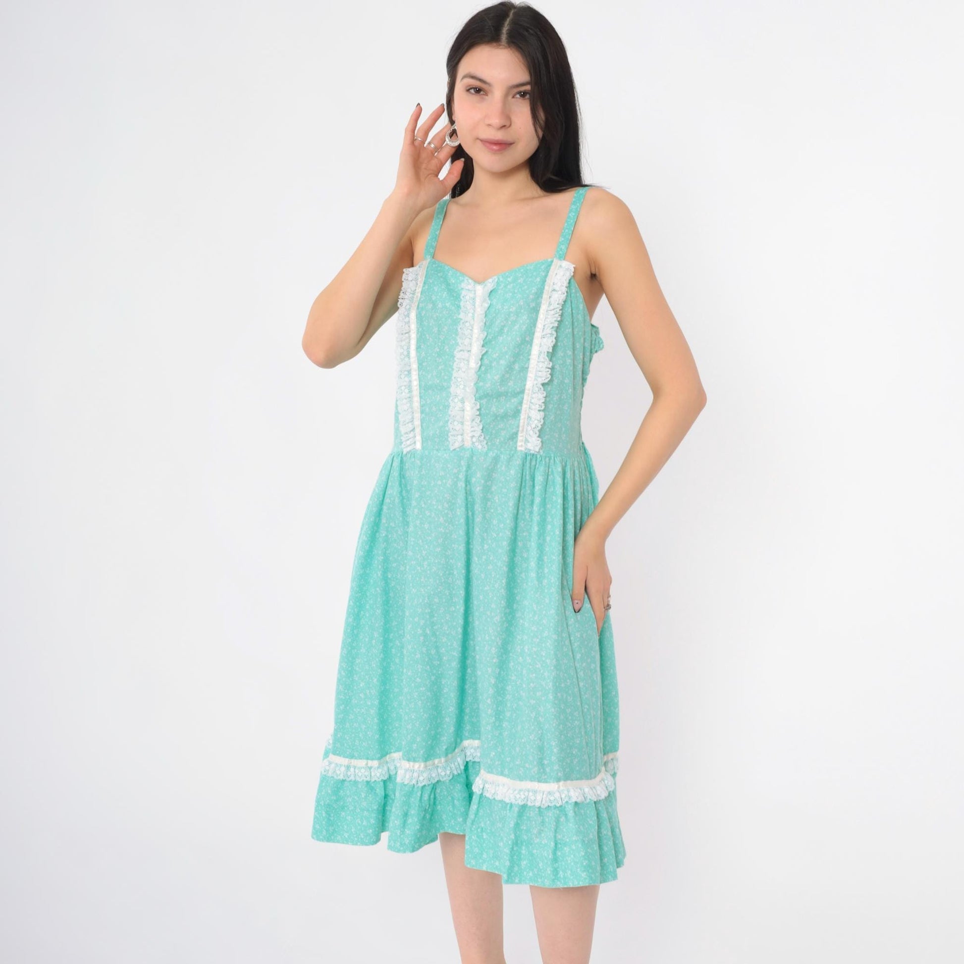 80s Green Floral Prairie Dress Sweetheart Neckline Smocked Midi Large
