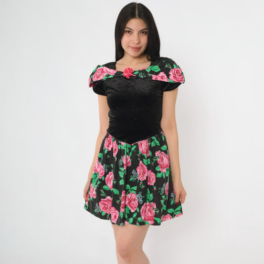 80s Picture Perfect Black Velvet Floral Mini Dress Cap Sleeve Small