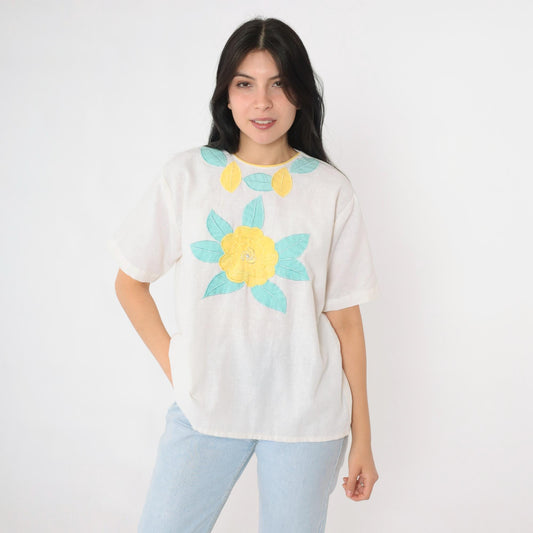 80s White Floral Embroidered Blouse Short Sleeve Button Back Medium