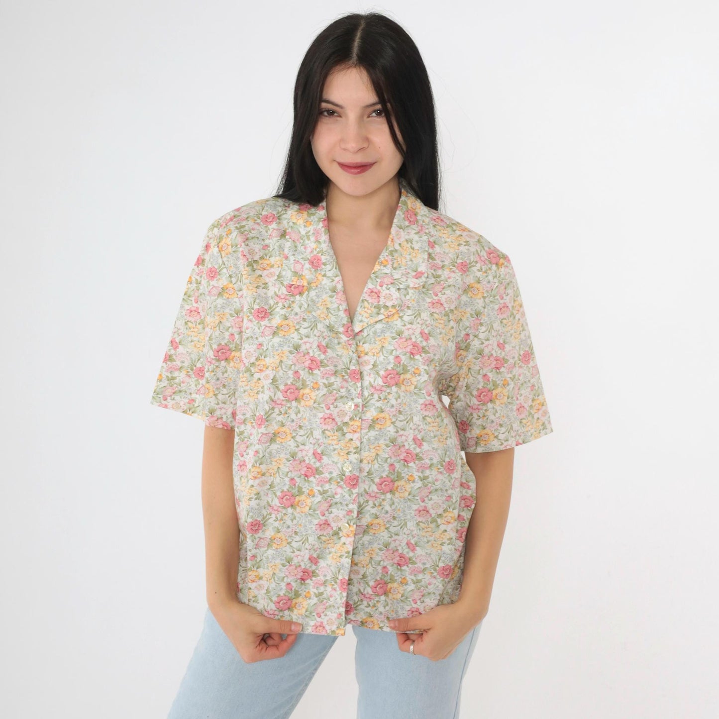90s Susan Bristol Floral Button-Up Blouse White Pastel Print Short Sleeve Medium