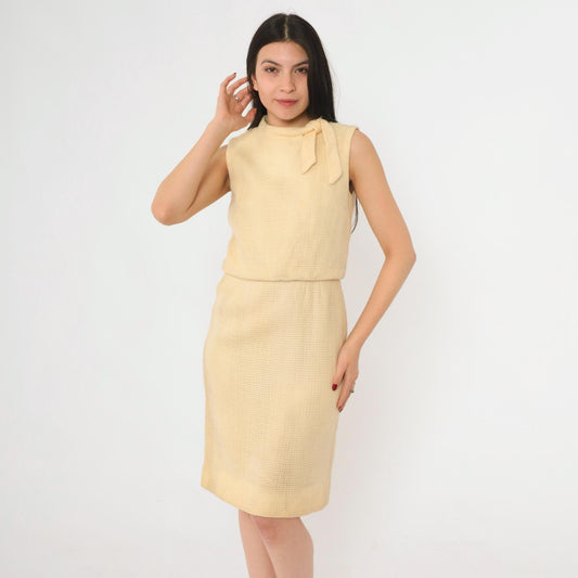 1960s Cream Wool Dress Sleeveless Bow Neck Fitted Knee Length Small S