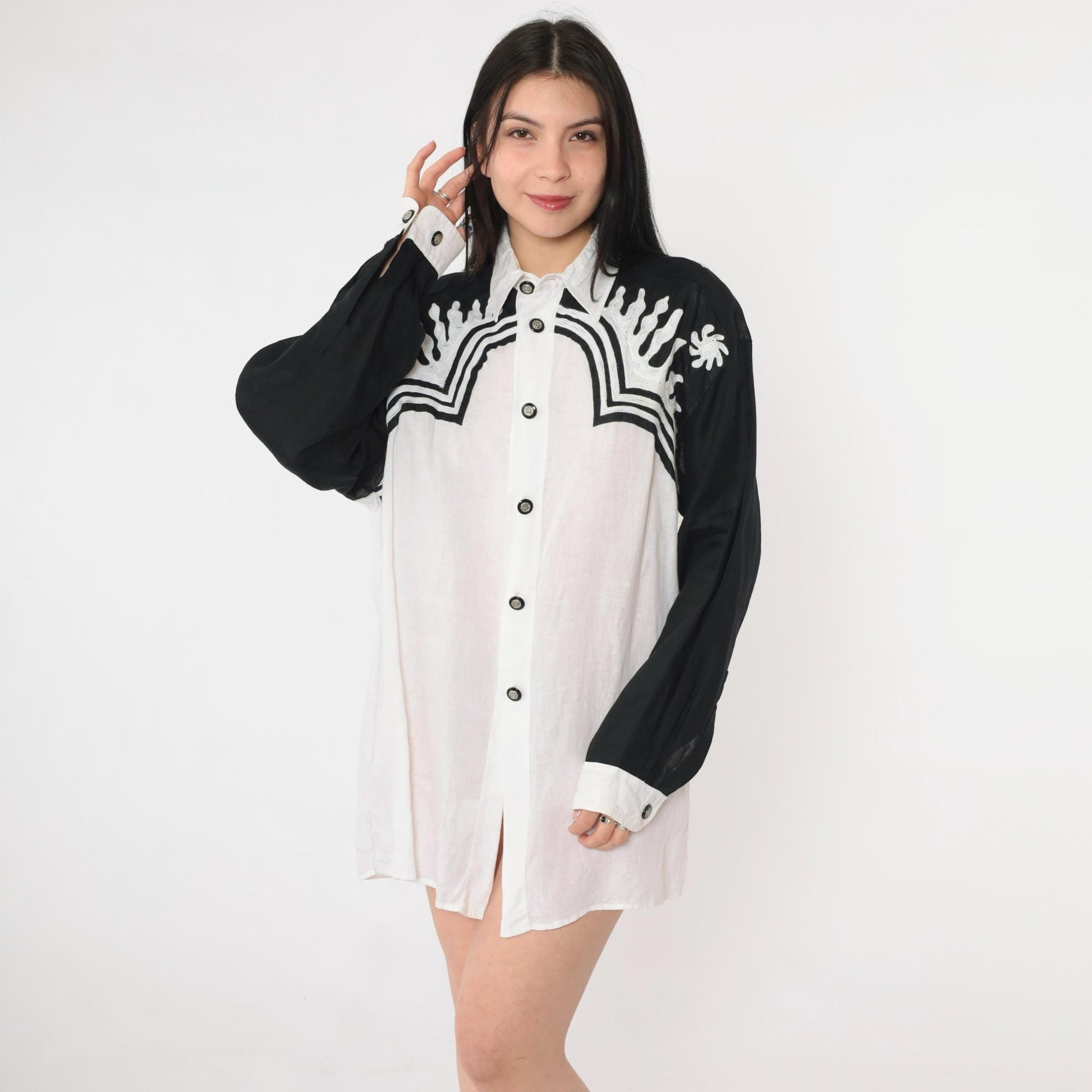 90s Byblos Italian Linen Button Up Shirt Black White Embroidered Crest Medium
