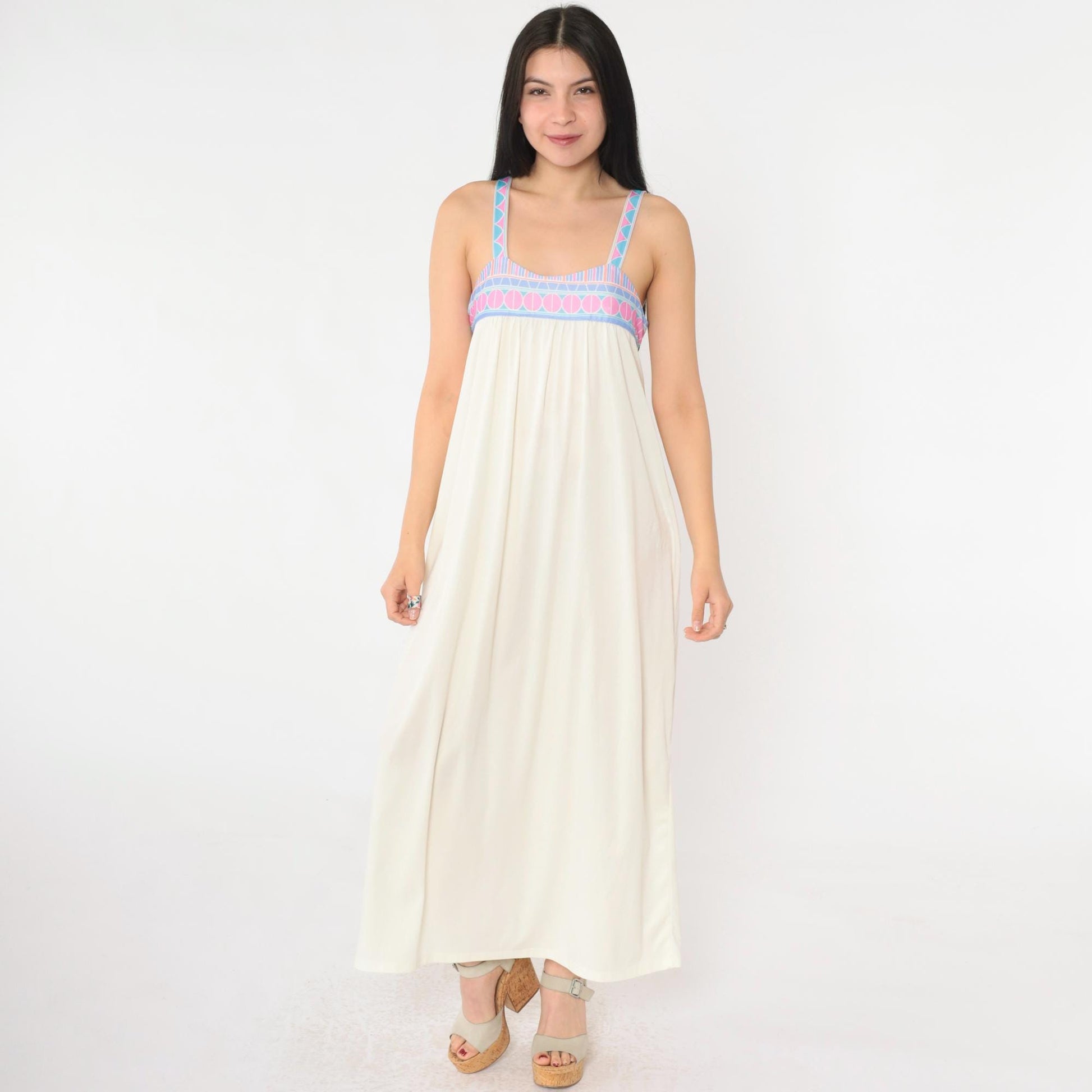 70s Cream Maxi Dress Sleeveless Geometric Trim Sweetheart Neckline Extra Small
