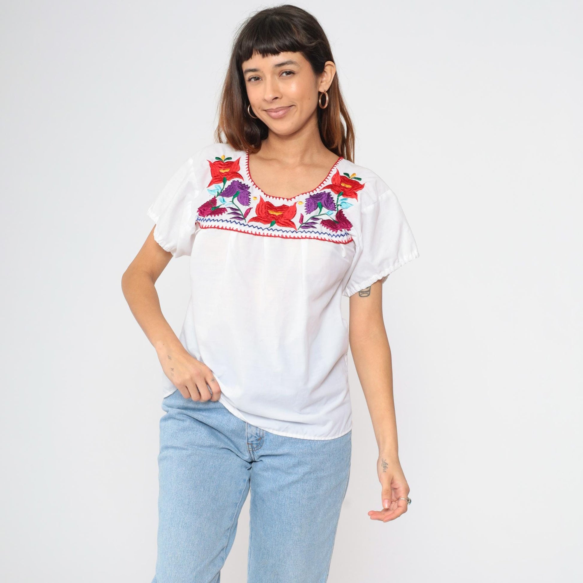 90s Mexican Floral Embroidered Blouse White Short Sleeve Small