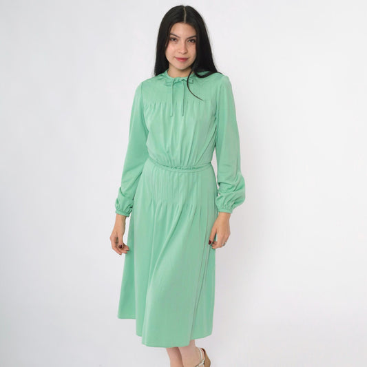 70s Mint Green Midi Dress Tie Neck Pin Tuck Long Sleeve Small