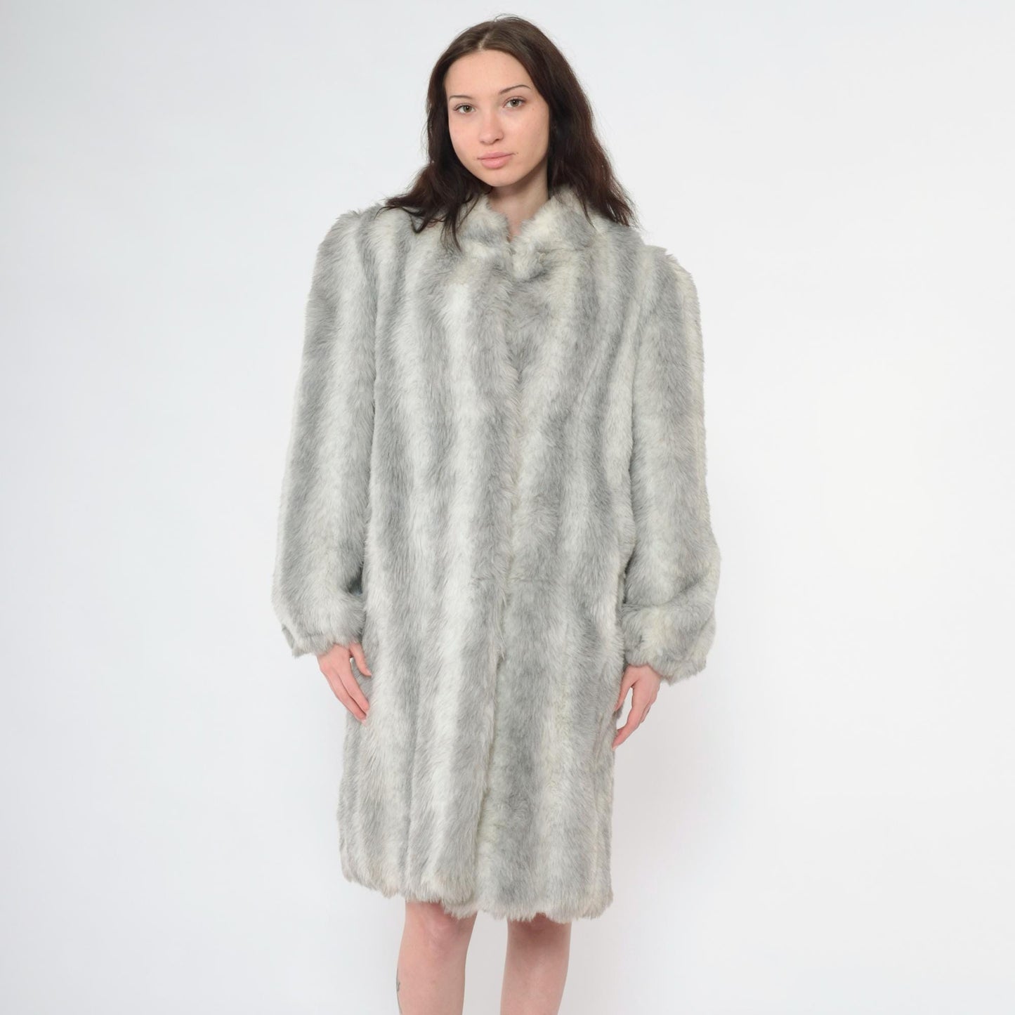90s Grey Faux Fur Coat Hook Closure Winter Jacket Medium