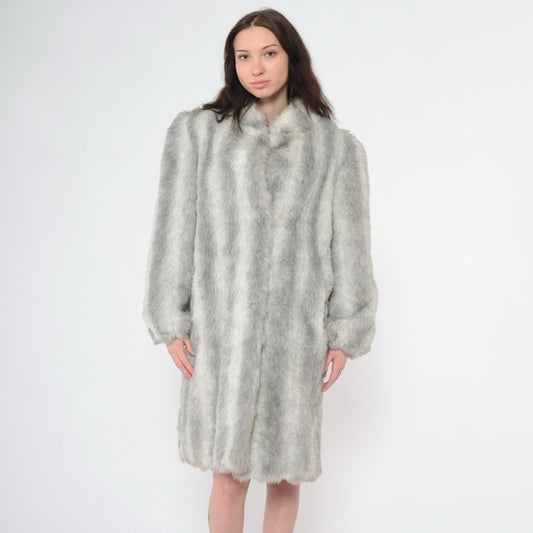 90s Grey Faux Fur Coat Hook Closure Winter Jacket Medium