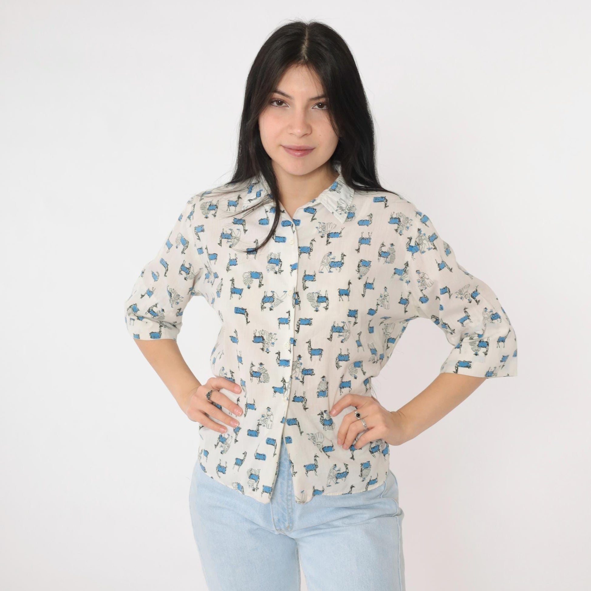 60s Majestic Llama Print Button Up Shirt White Blue South American Motif Medium
