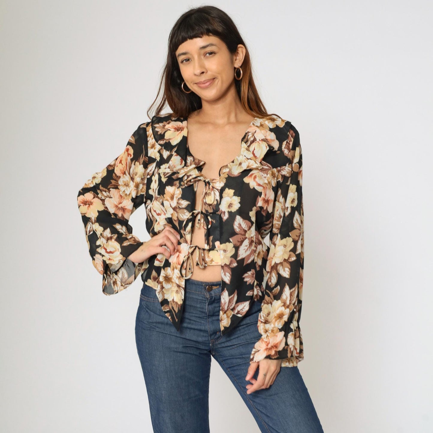 90s Gemini Black Floral Tie-Front Blouse Ruffled Collar Long Sleeve Large L
