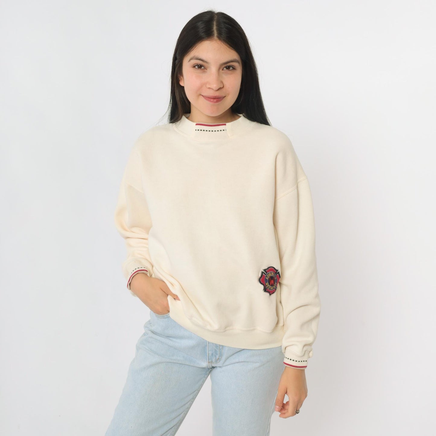 90s Cream Adventure Weekends Patch Crewneck Sweatshirt Small
