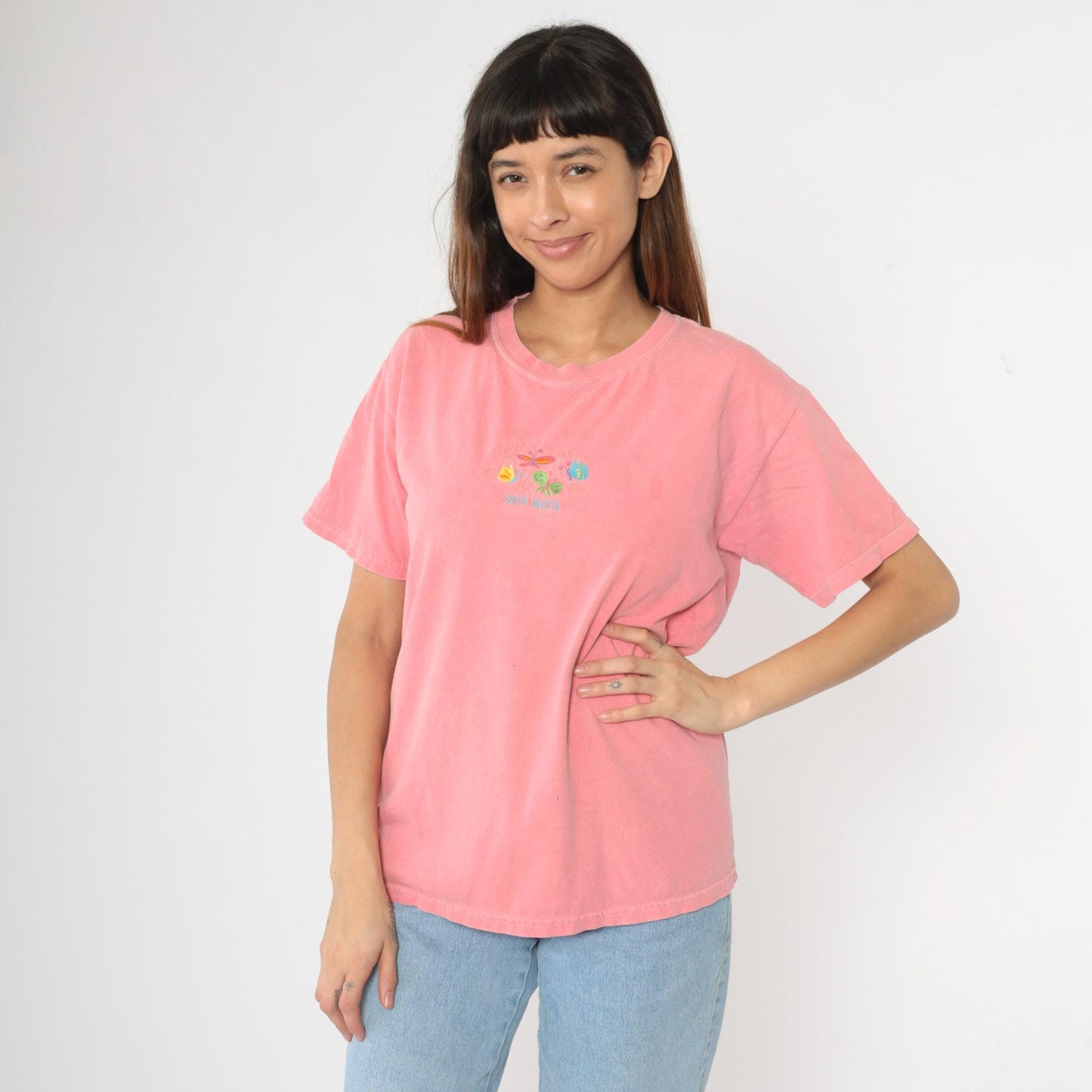 Y2K South Dakota Butterfly Embroidered Pink Graphic Tee Cotton Medium