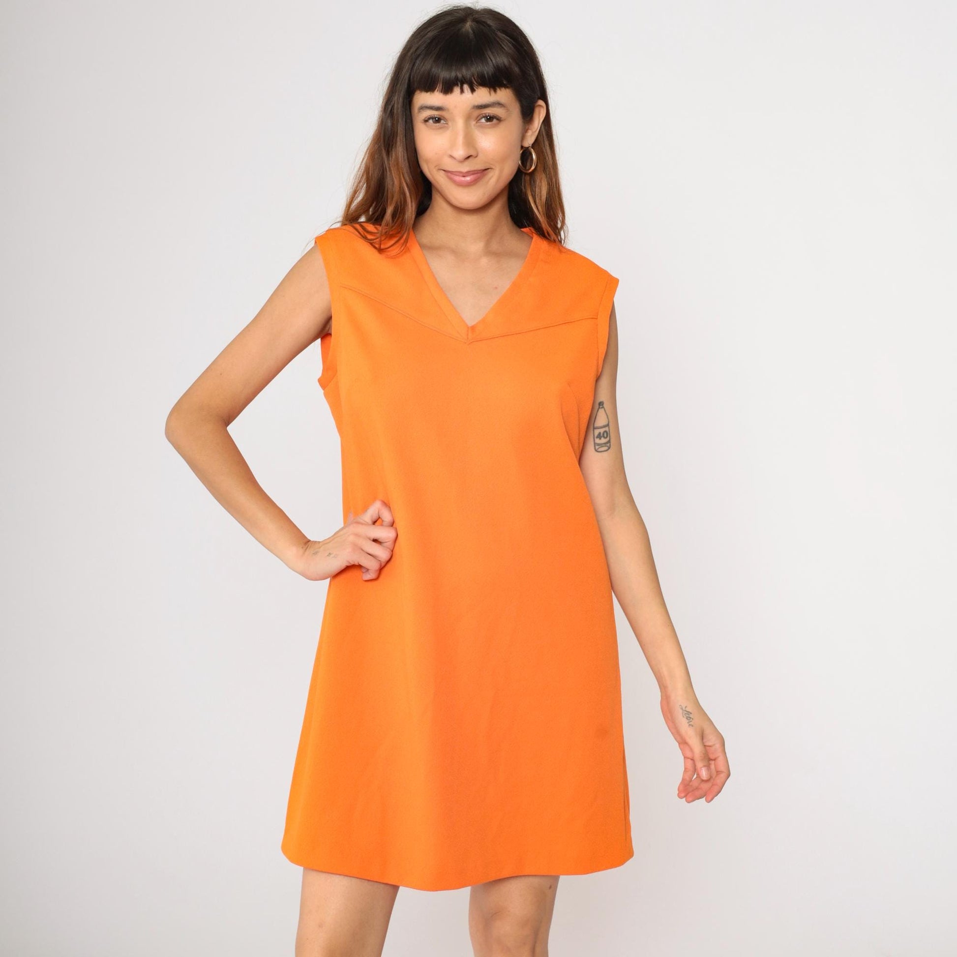 60s Orange Mod Shift Dress V Neck Sleeveless Mini Vintage Medium Large