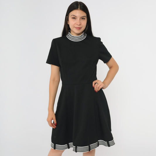 60s Black Mod Shift Dress White Striped Mock Neck Mini Small S