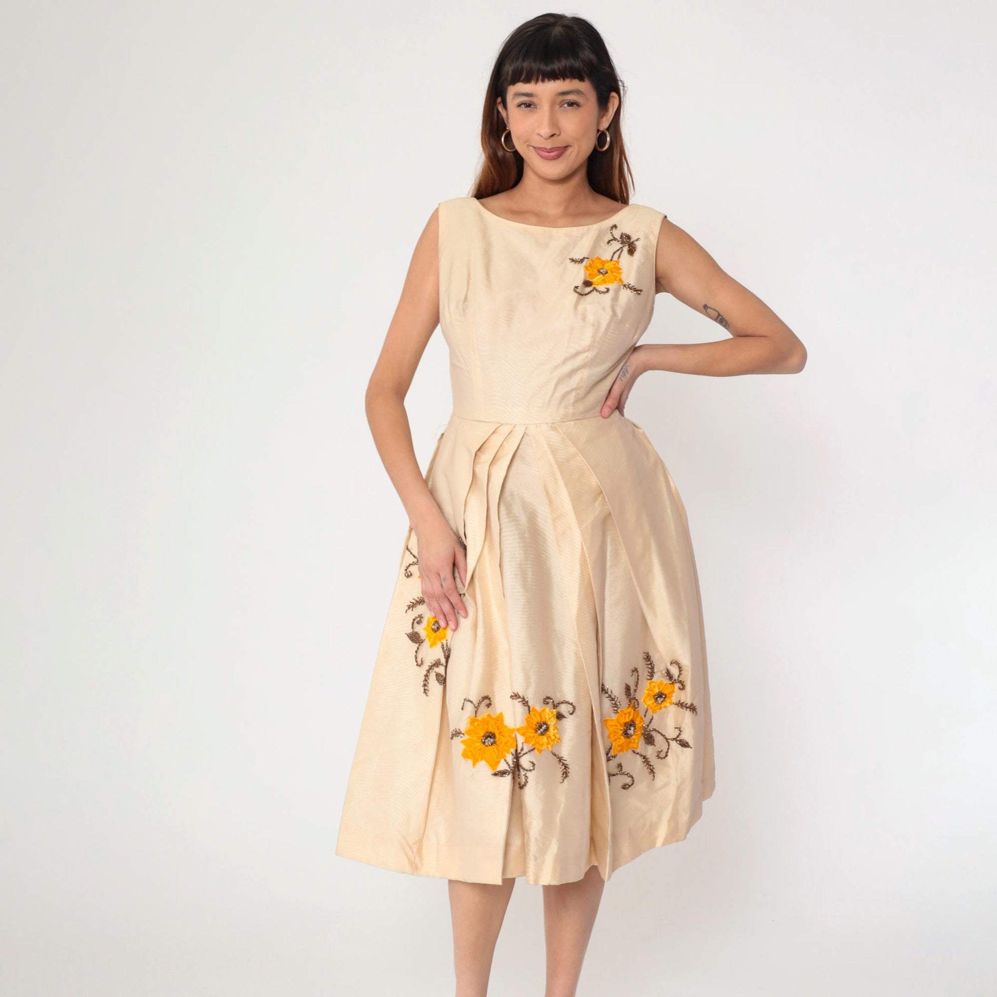 60s Cream Floral Beaded Midi Dress Velvet Appliqué High Waist Pleated Small