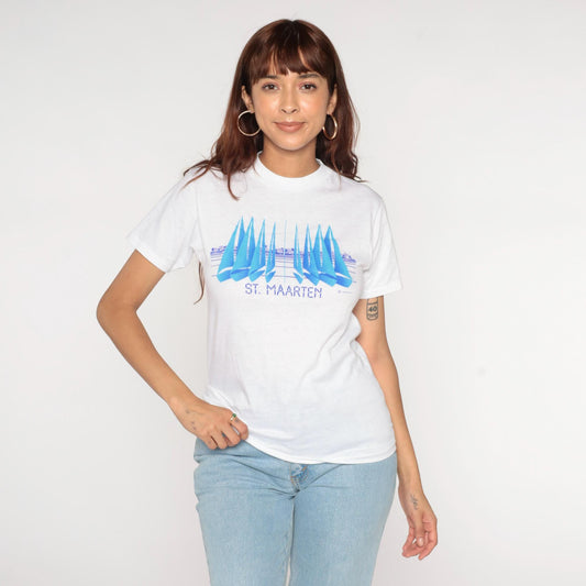 90s St Maarten Sailboat Graphic T-Shirt White Crewneck Small