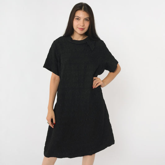 1960s Black Shift Dress Fold-Over Collar Knee Length Extra Large XL
