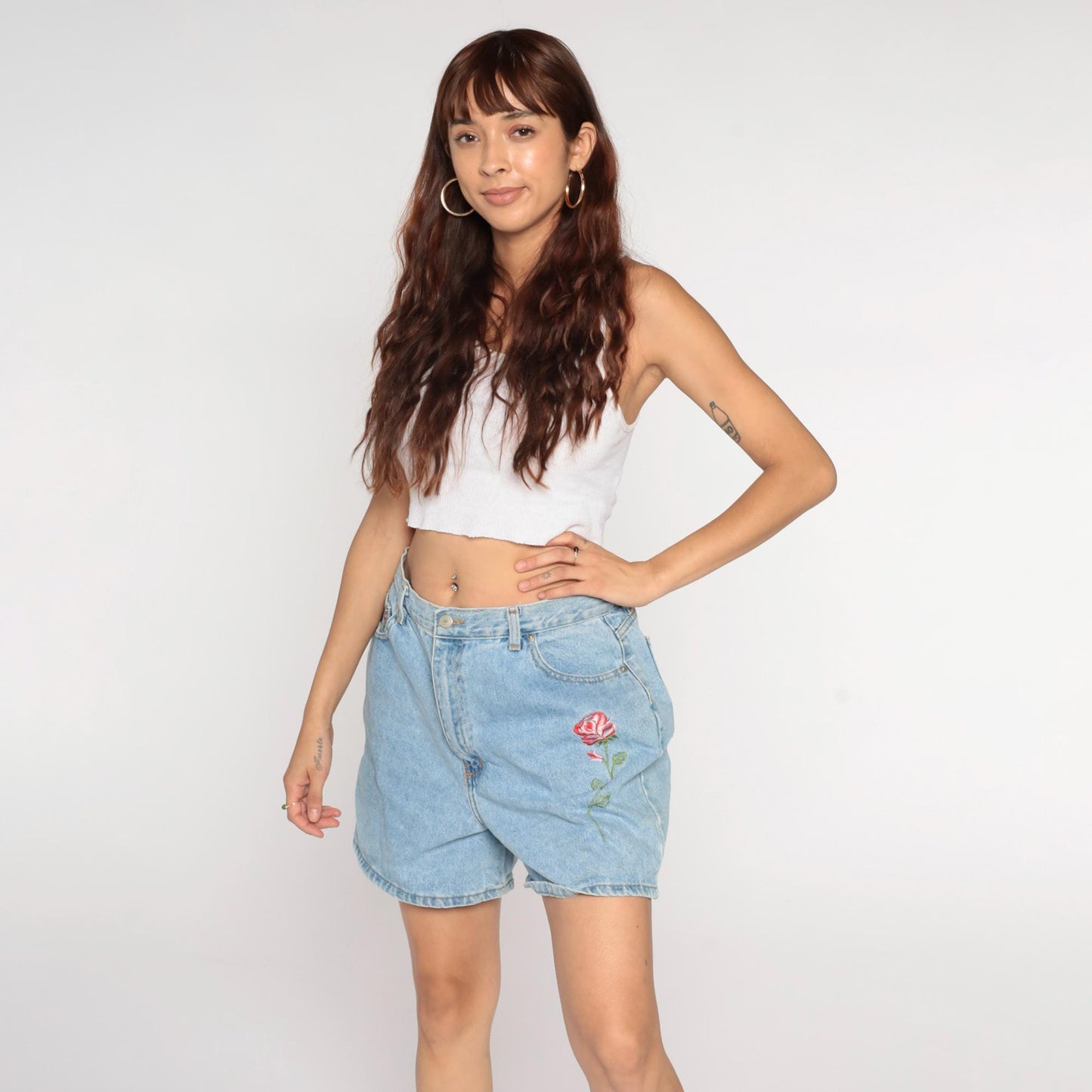 90s Floral Embroidered Blue Denim Shorts High Waisted Jean Shorts Medium