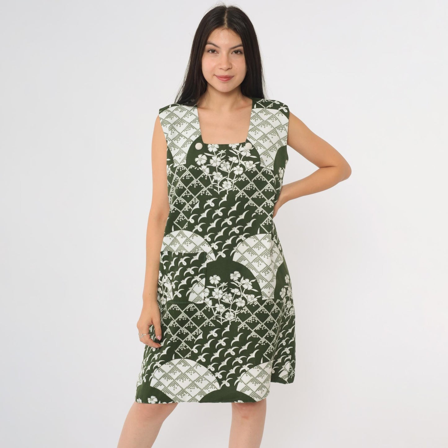 70s Green Hawaiian Shift Dress White Floral Geometric Print Square Neck Knee Length Medium M
