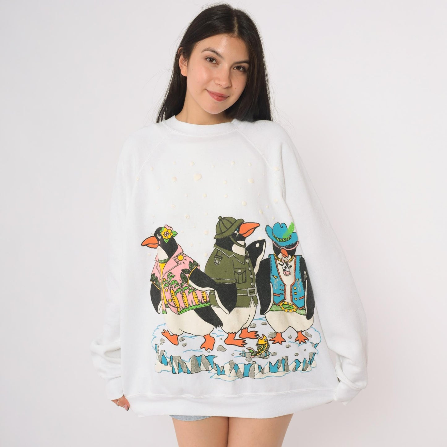 90s Penguin Graphic Sweatshirt White Crewneck Raglan EZL One Size