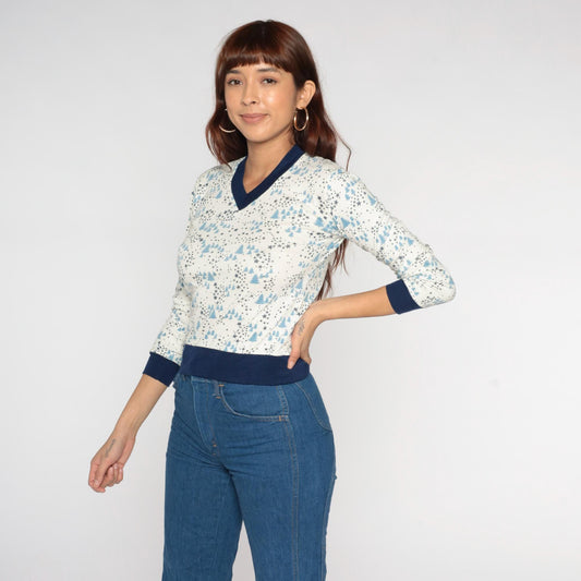 80s Christmas Tree Stars Ringer Sweater White Navy Trim V-Neck Small