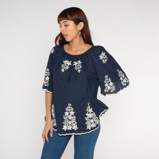 70s Embroidered Peasant Blouse White Navy Floral Bell Sleeve Tunic Medium