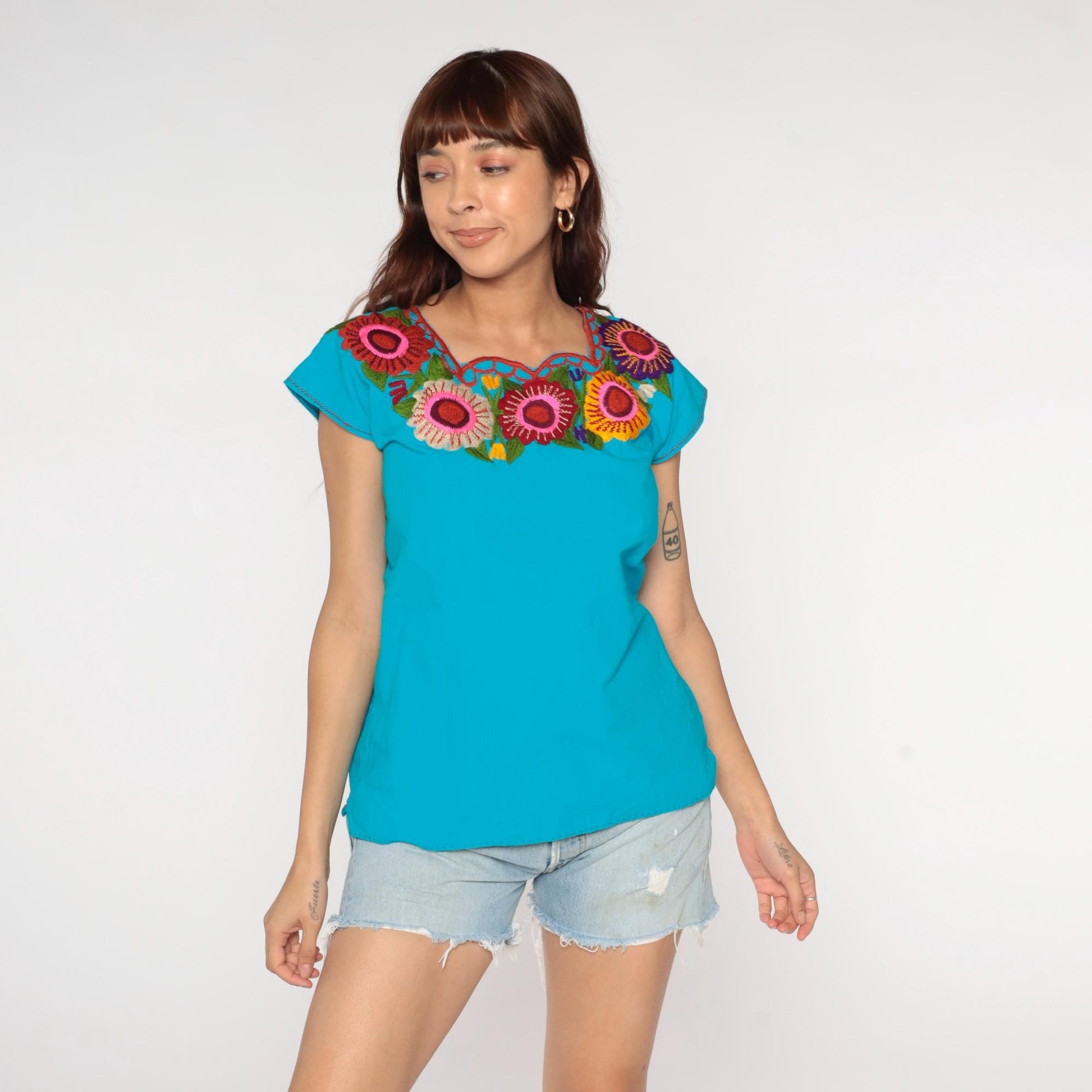 90s Mexican Floral Embroidered Blouse Blue Short Sleeve Small S
