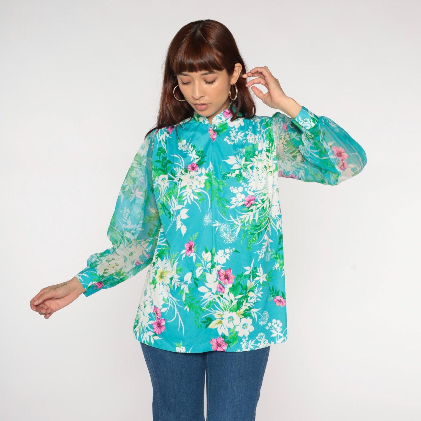 70s Hawaiian Turquoise Floral Blouse Long Sleeve Button Front Medium M