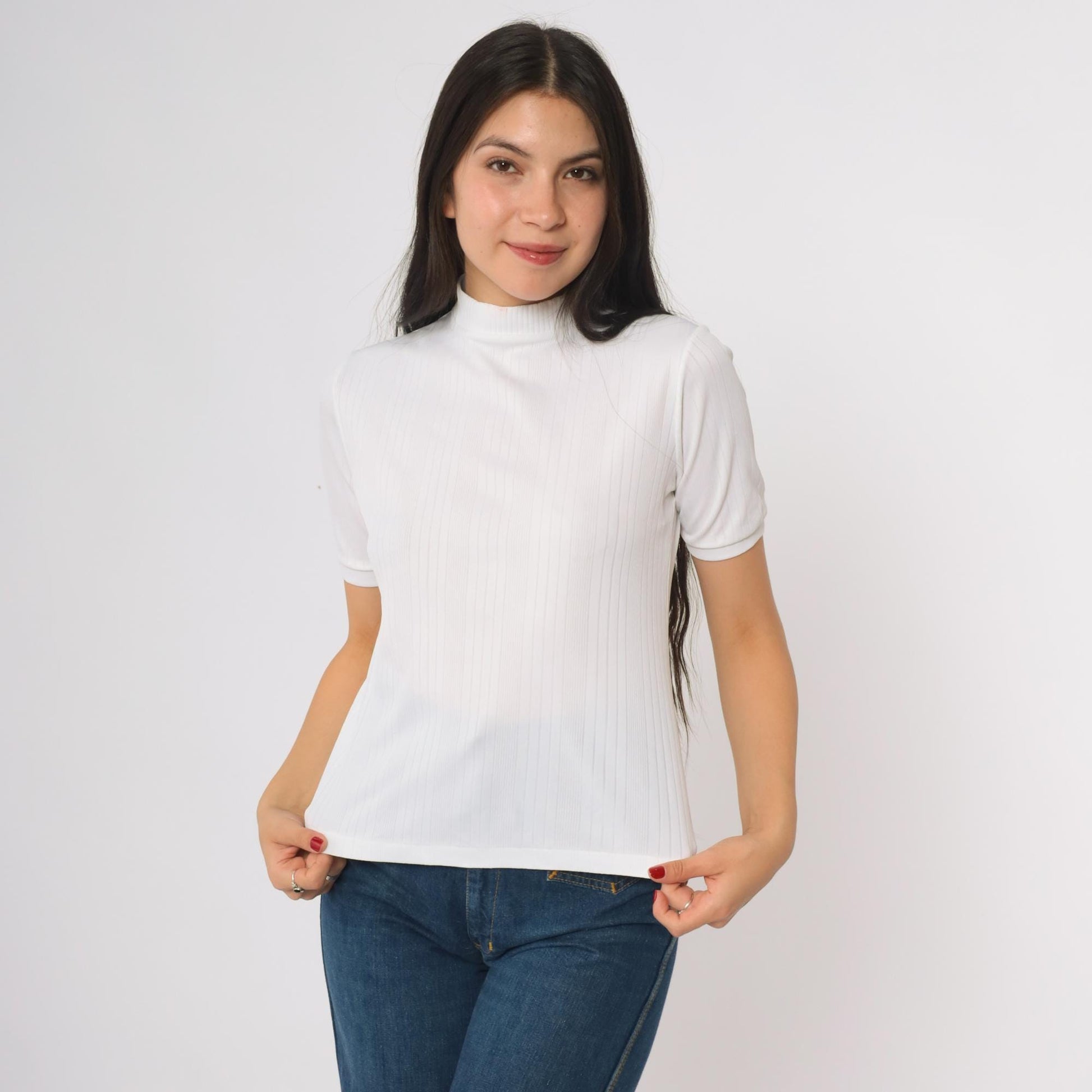 70s White Mock Neck Short Sleeve Ribbed Knit Fitted Top Small S
