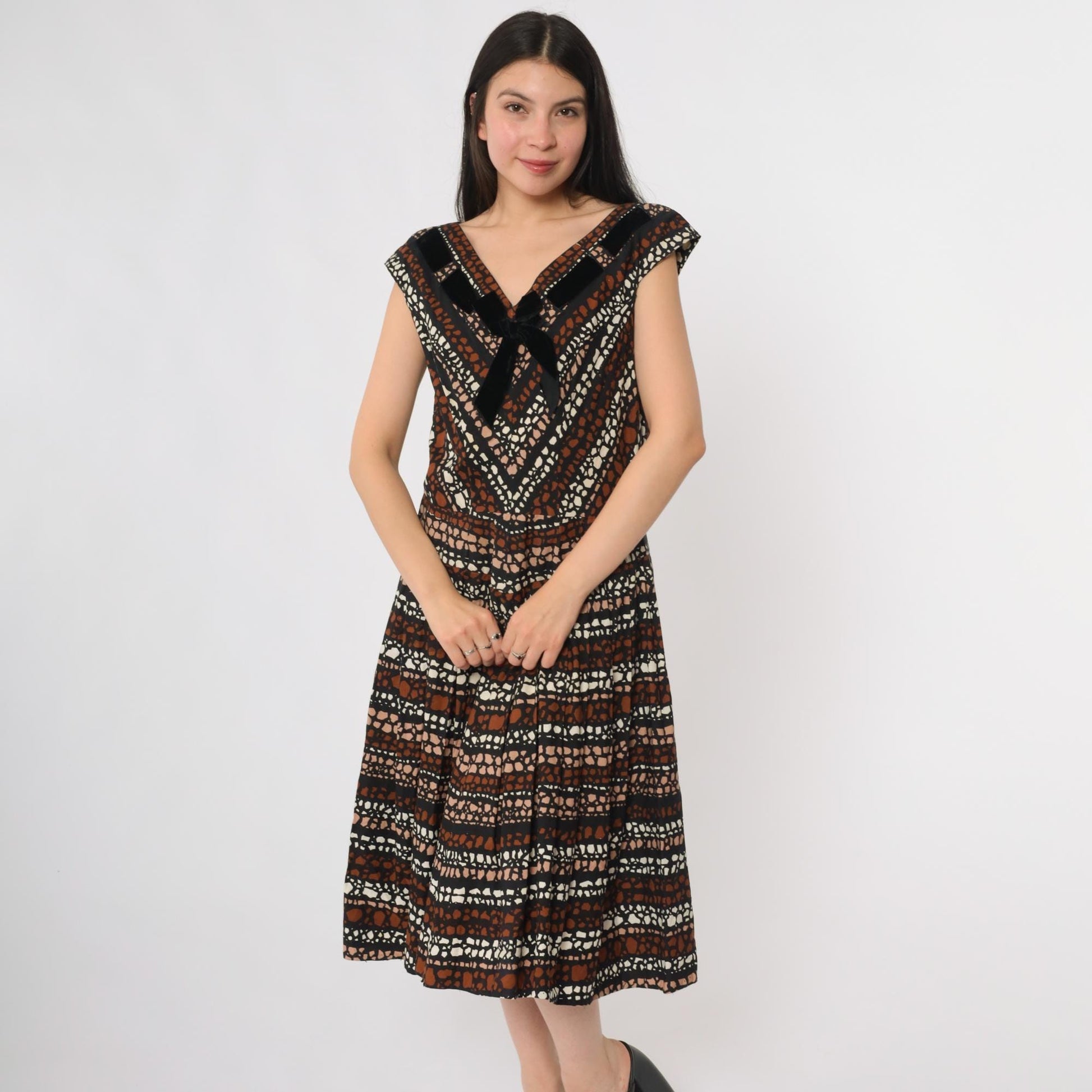 1950s Brown Geometric Print Midi Dress V-Neck Cap Sleeve Large