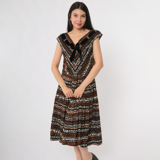 1950s Brown Geometric Print Midi Dress V-Neck Cap Sleeve Large