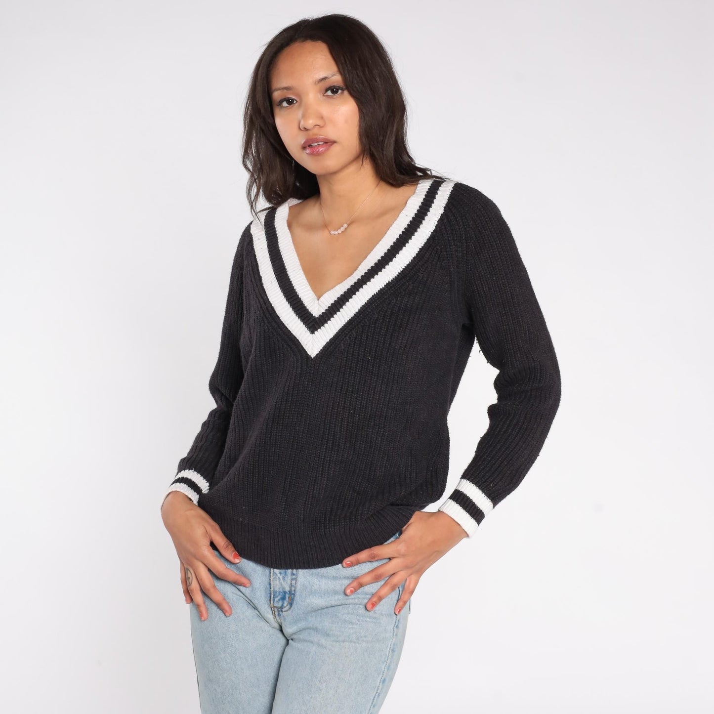 Y2K Black V-Neck Sweater White Trim Rib Knit Pullover Large L