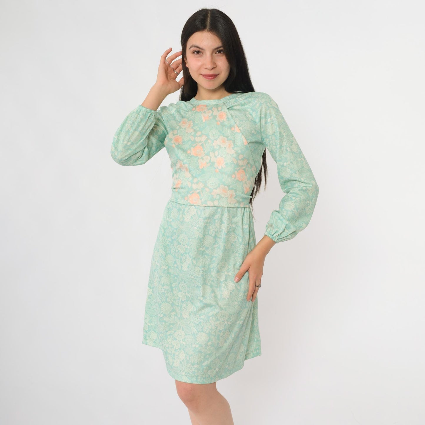 70s Pastel Green Floral Mini Dress Long Sleeve Tie-Back Medium