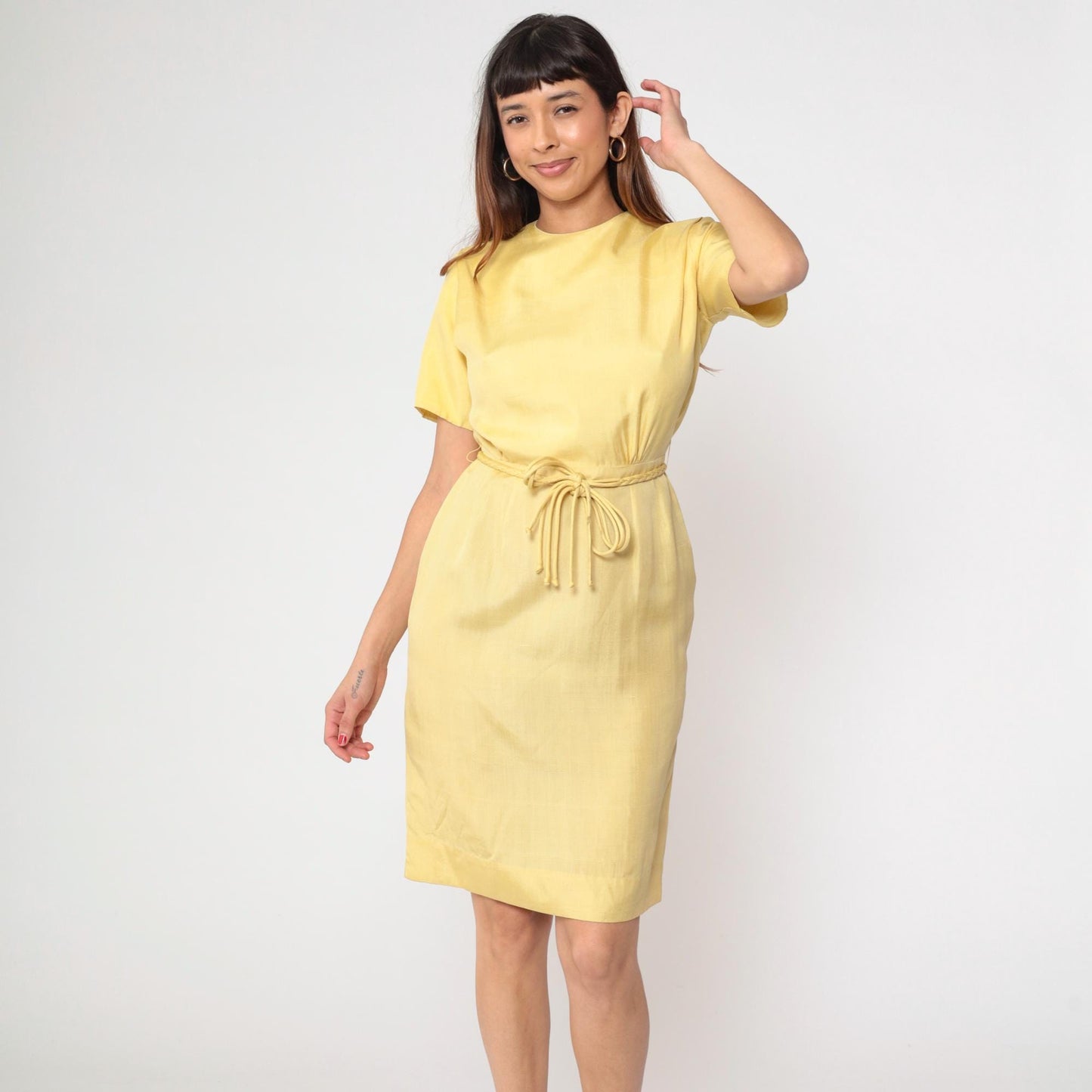 1960s Yellow Silk Shift Dress Crew Neck Belted Short Sleeve Small S