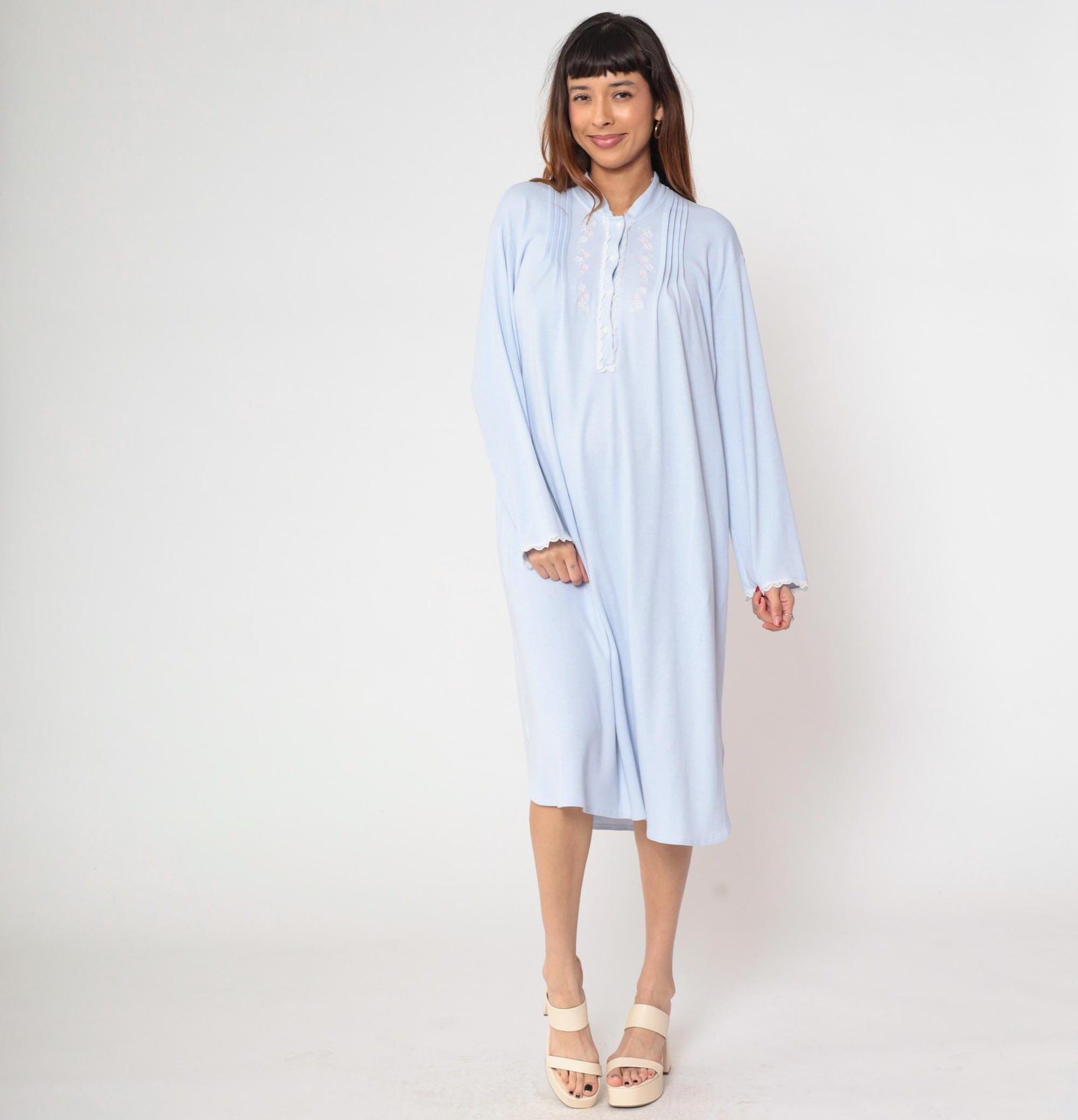 80s Vanity Fair Pastel Blue Nightgown Embroidered Floral Button Front Extra Large XL