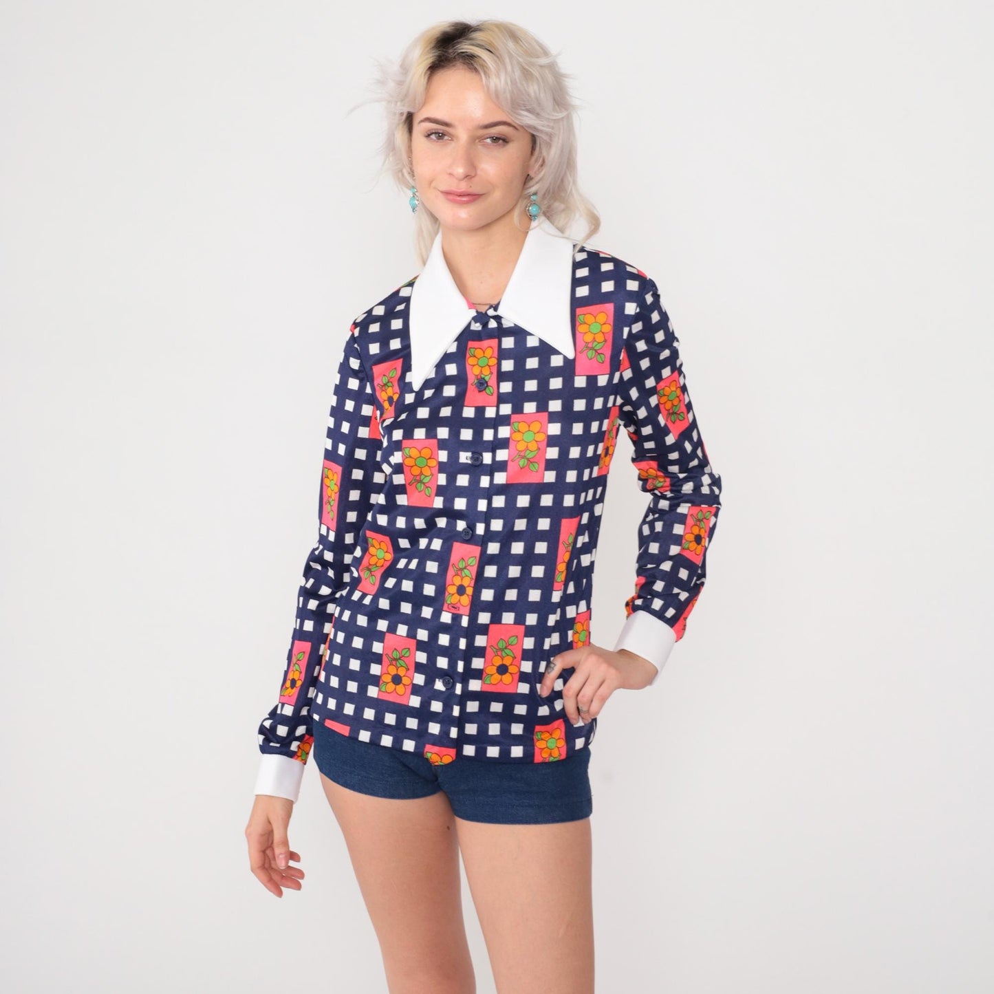 70s Navy Gingham Daisy Print Button-Down Blouse White Collar Small S