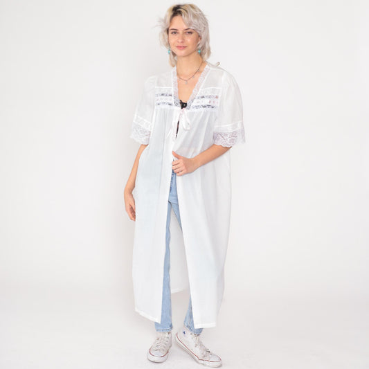 1970s White Cotton Lace Trim Maxi Robe Puff Sleeve Button Front Medium