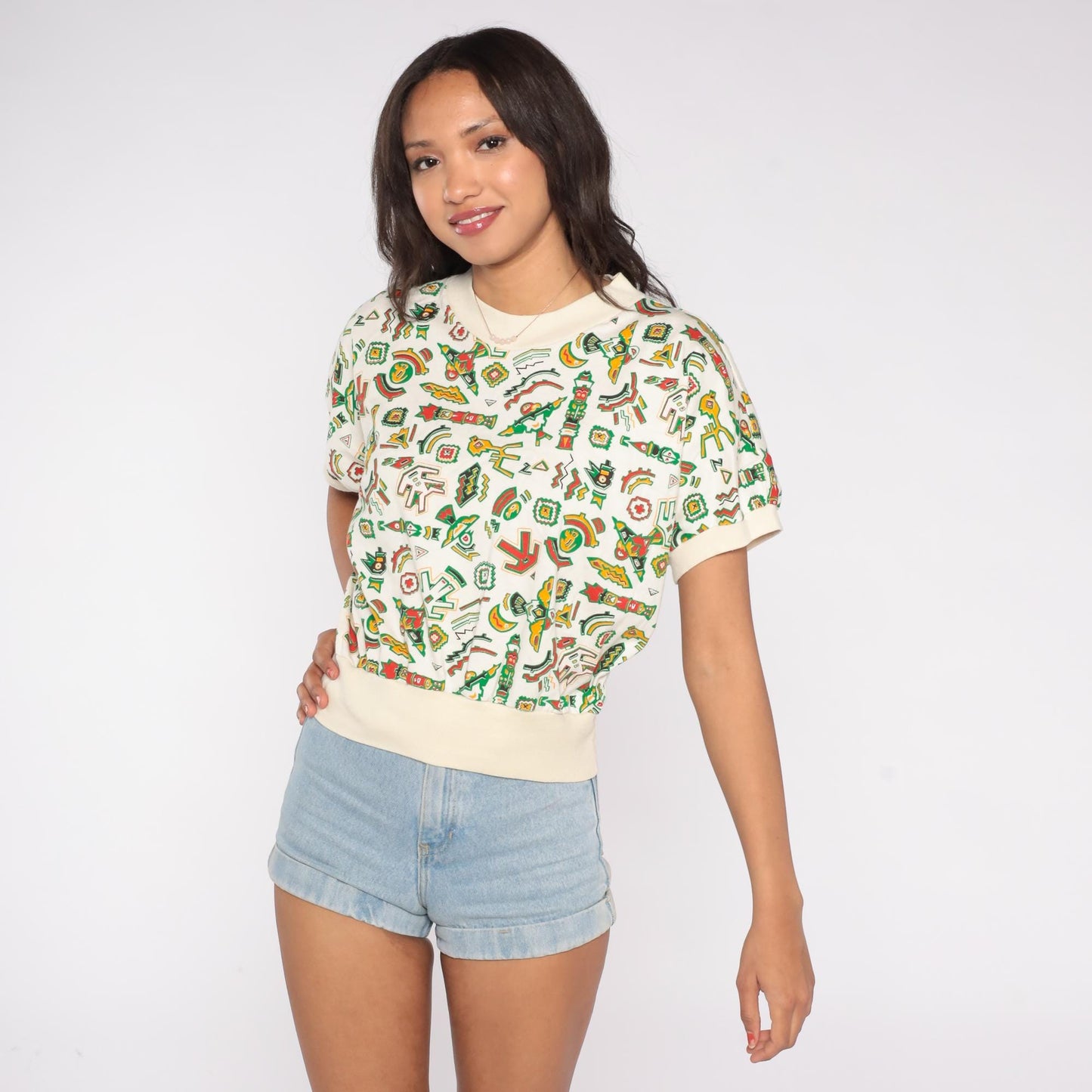 90s Haida Eagle Totem Pole Abstract Graphic Cotton Knit Shirt Cream Small