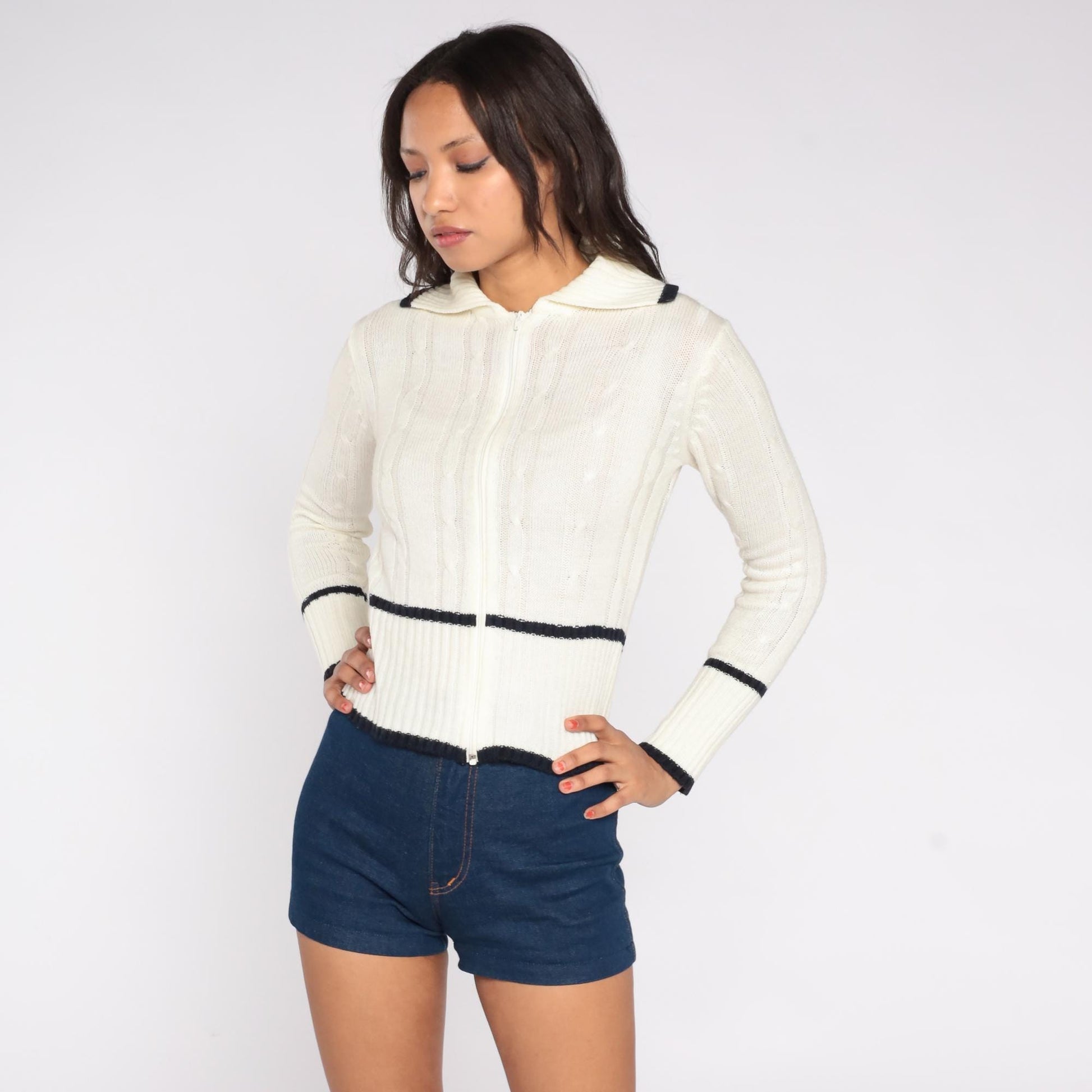 70s White Cable Knit Zip Cardigan Black Trim Collared Small