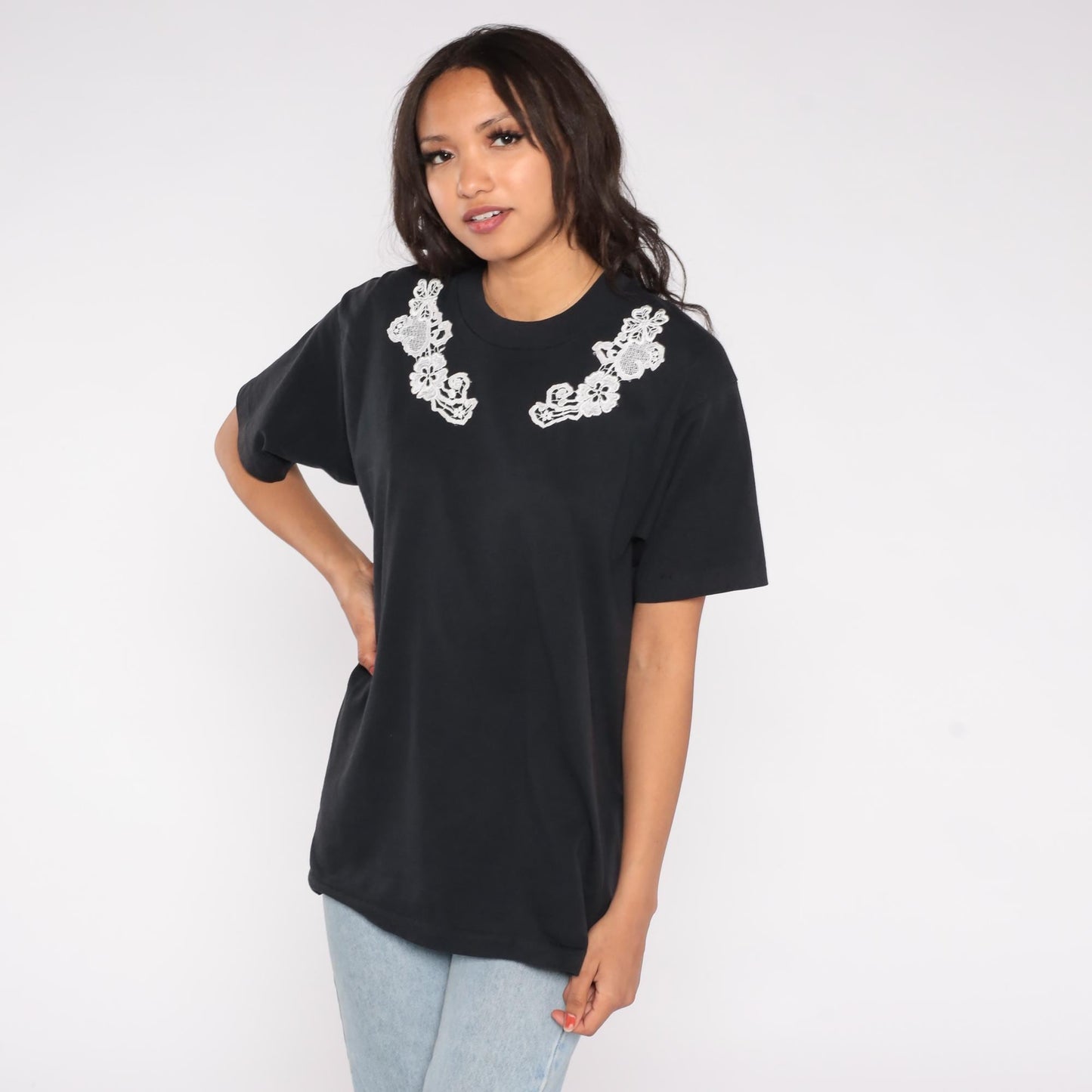 90s Screen Stars Best Black Lace Applique Crew Neck Tee Large L